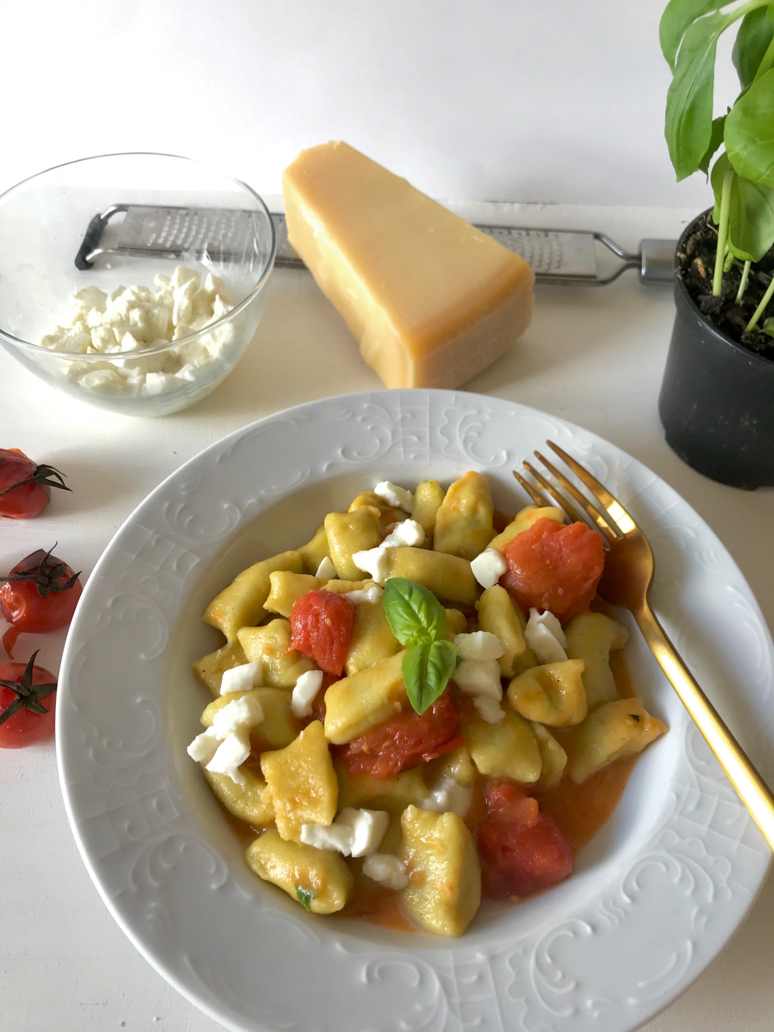 Basil gnocchi with oven tomatoes and buffalo mozzarella | Flavour Dreams
